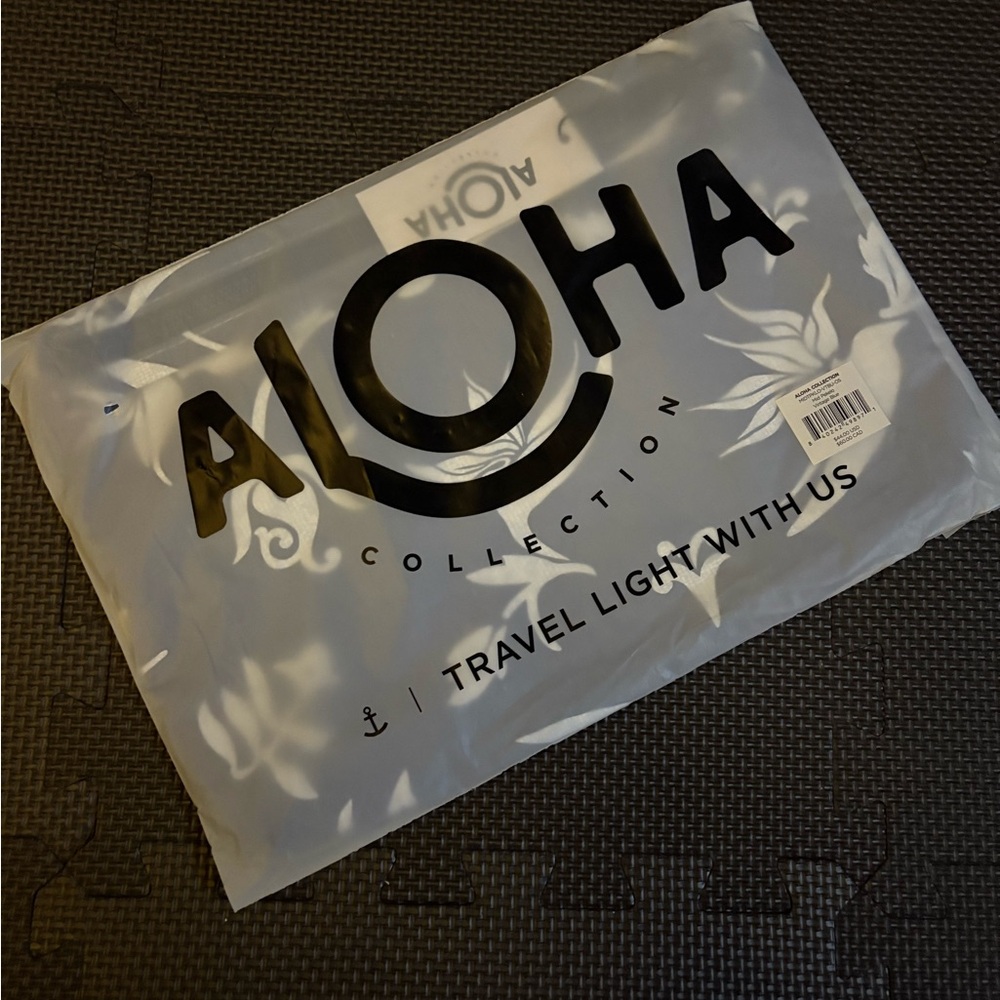 ALOHA Collection Women's Travel Bag - Black and Gray